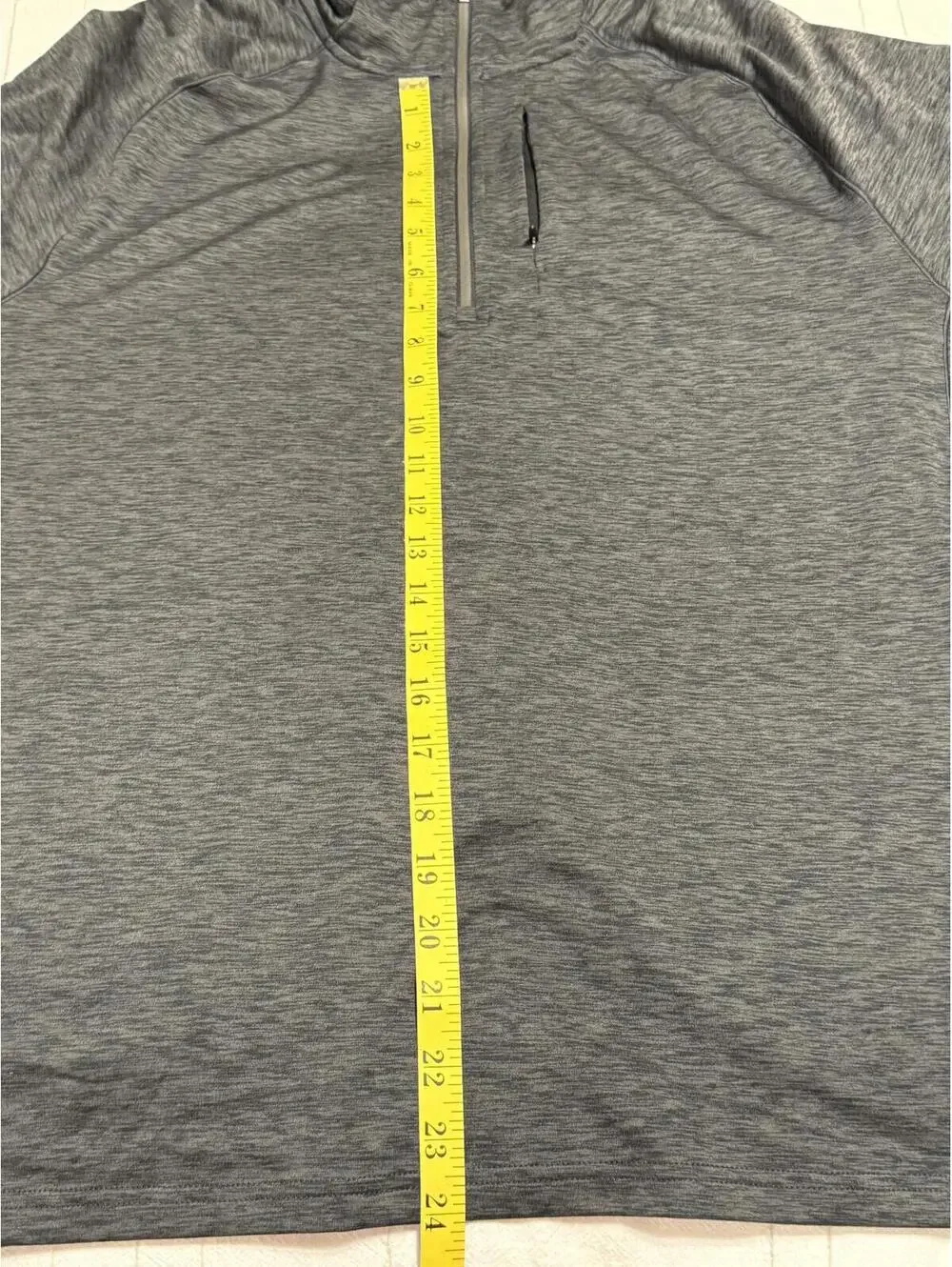 VRST Men's Charcoal Heather Quarter Zip Pullover Medium NWT
